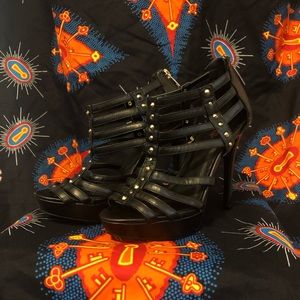 Strappy gladiator heel